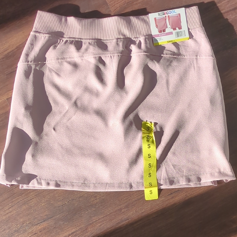 Women's Pink Skirt